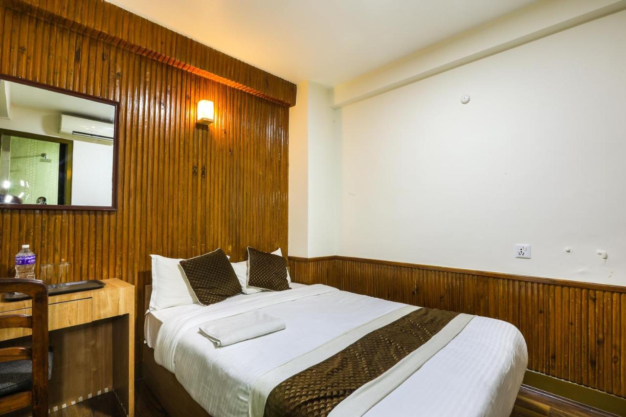 Hotel Sekai Катманду Экстерьер фото