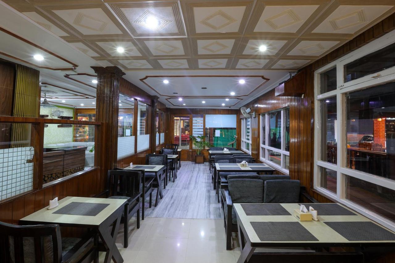Hotel Sekai Катманду Экстерьер фото