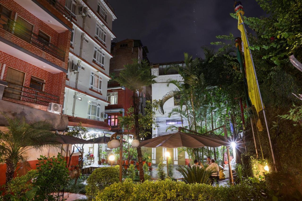 Hotel Sekai Катманду Экстерьер фото