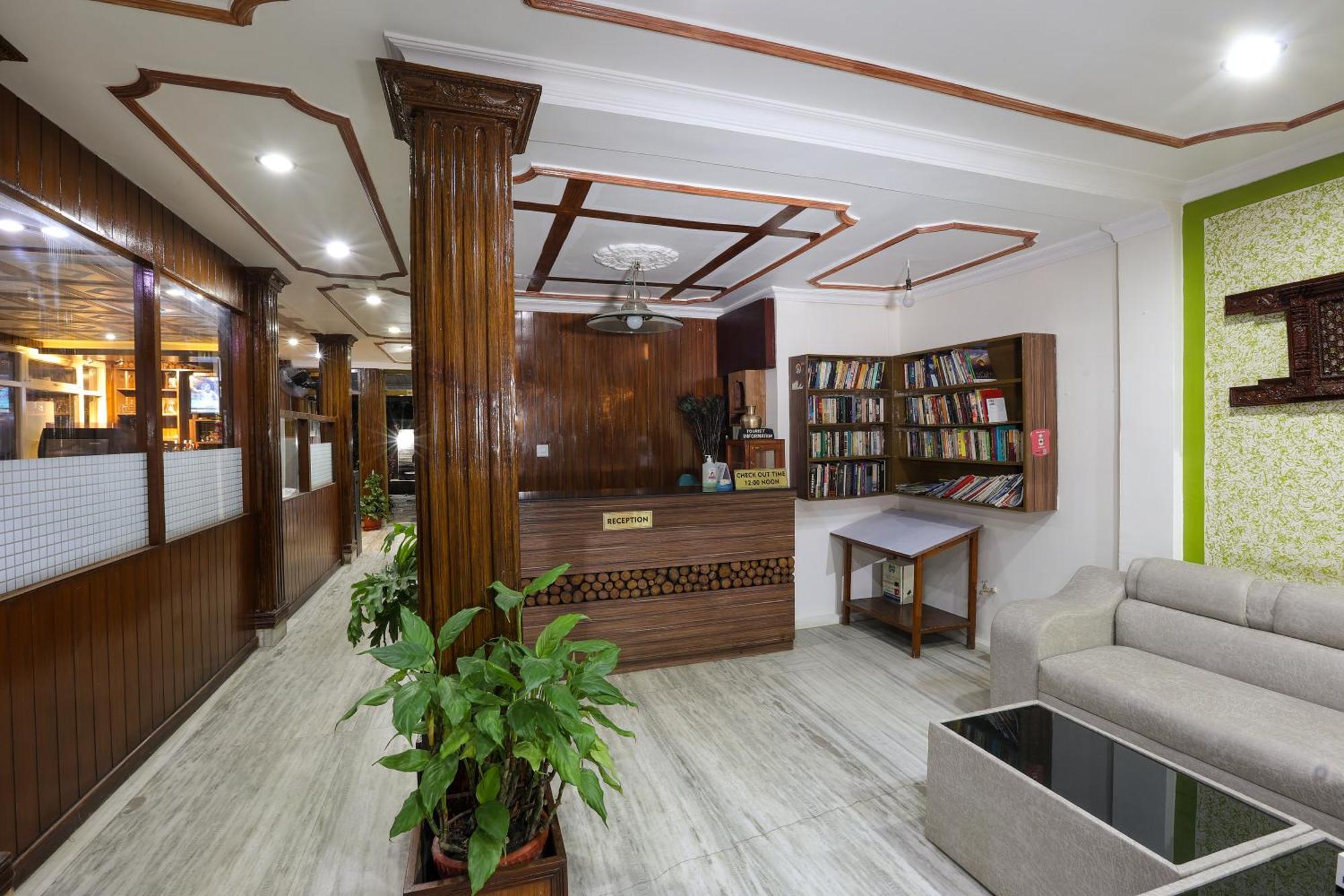 Hotel Sekai Катманду Экстерьер фото