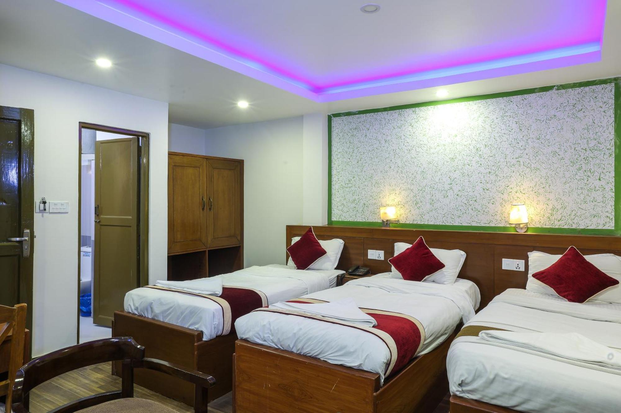 Hotel Sekai Катманду Экстерьер фото