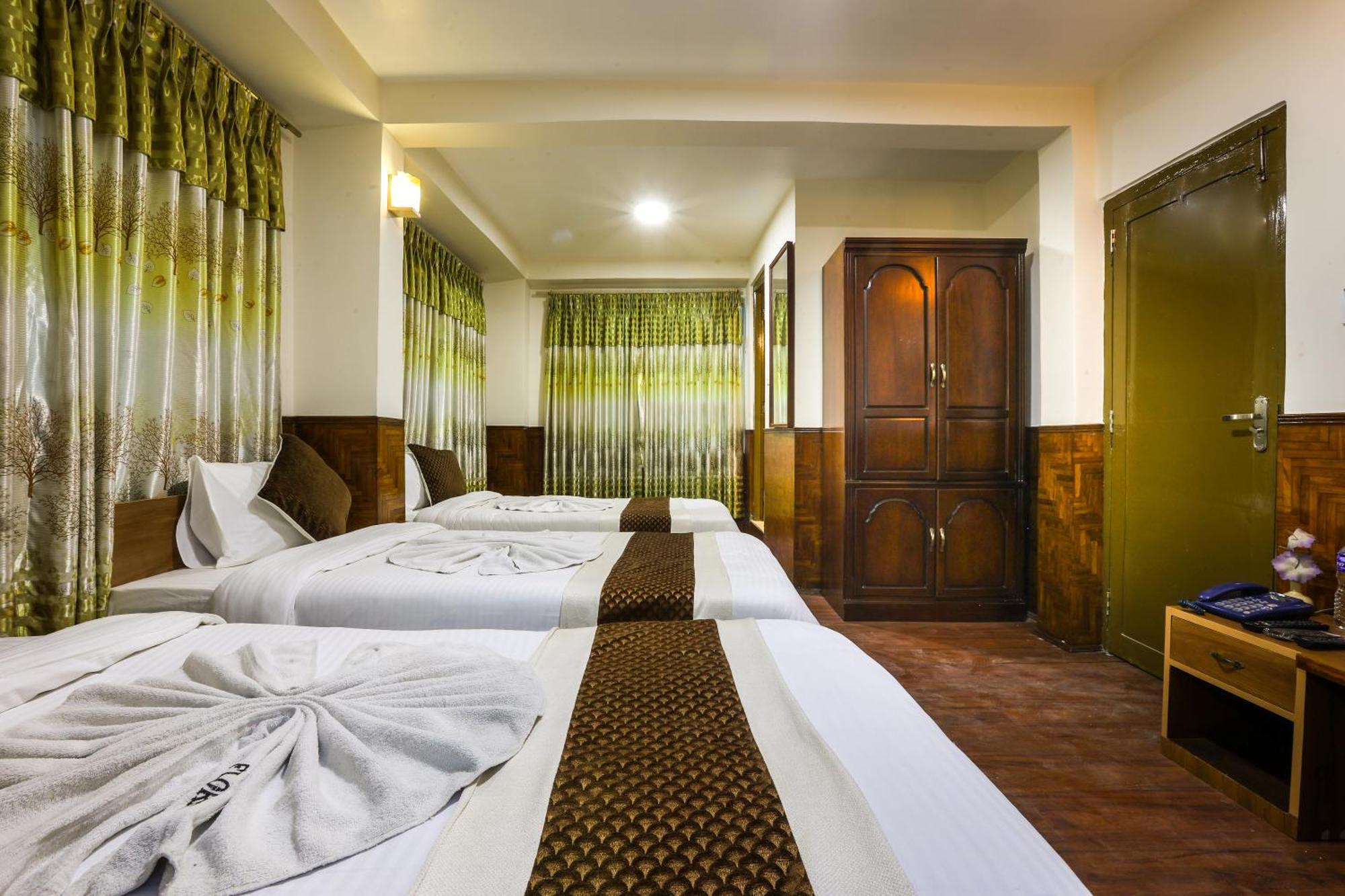 Hotel Sekai Катманду Экстерьер фото